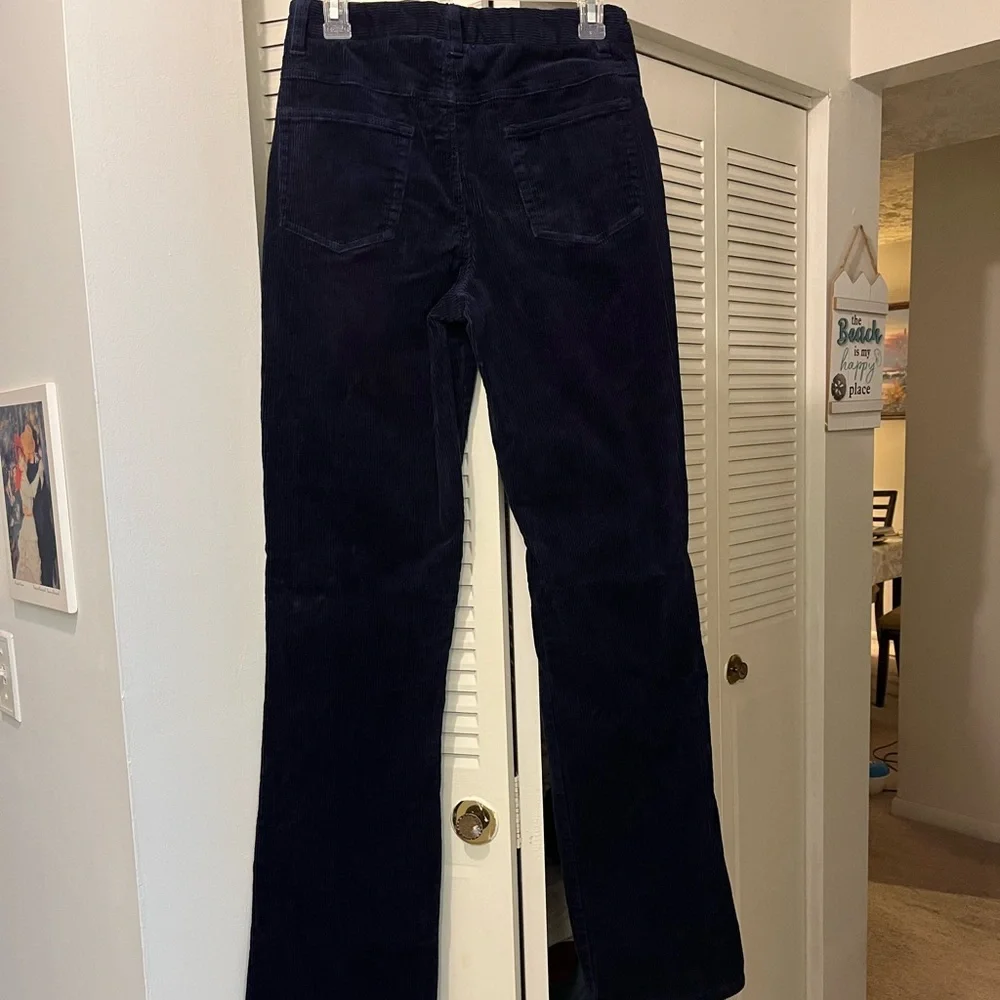 Newport News Jeanology Boot Cut Corduroy Jeans in Dark Indigo Blue, Size 6 Tall - Picture 2 of 7